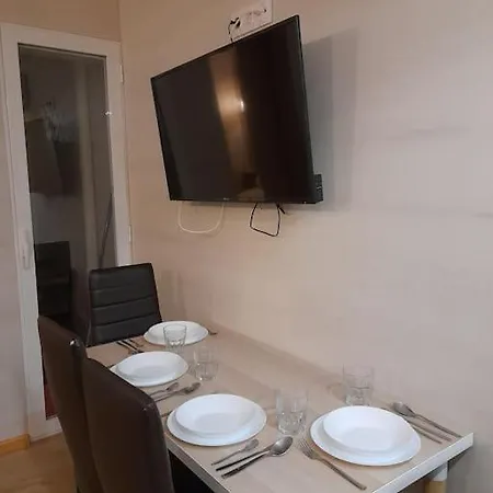 Apartamento Center Puerto Poniente 0 *